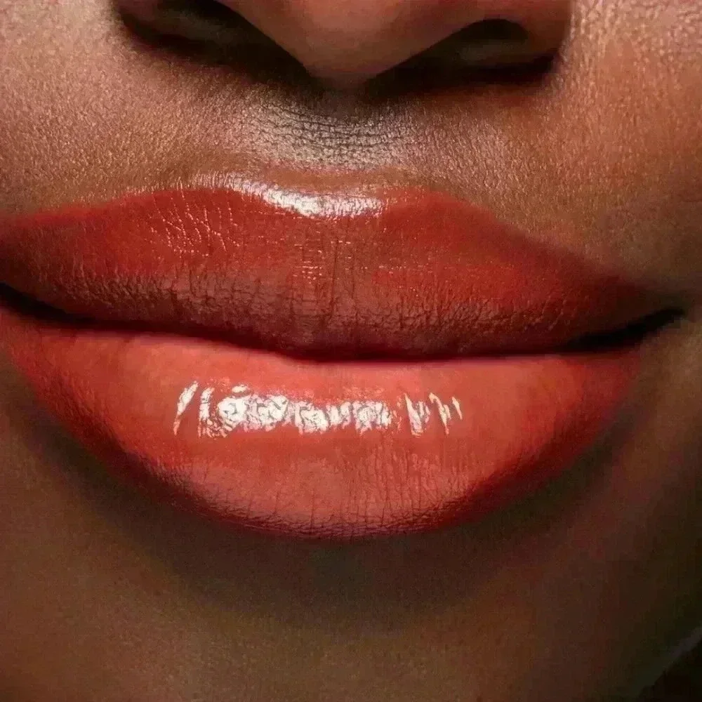 Mac Cosmetics Lusterglass Sheer-Shine Lipstick in Chili Popper (562) NIB